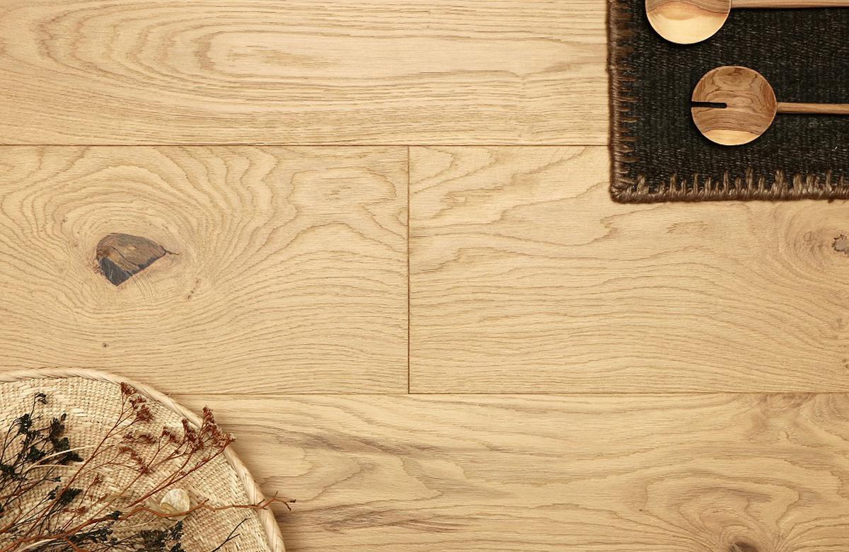 Nouveau Oak image